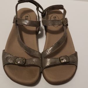 TAOS Beauty Metallic Strappy Sandals size 7